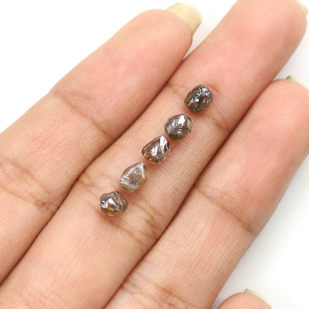 http://www.lukhidiamond.com/cdn/shop/products/33_8708da99-5d1d-4507-8f41-1e99a7c69ca6_1200x1200.jpg?v=1660038073