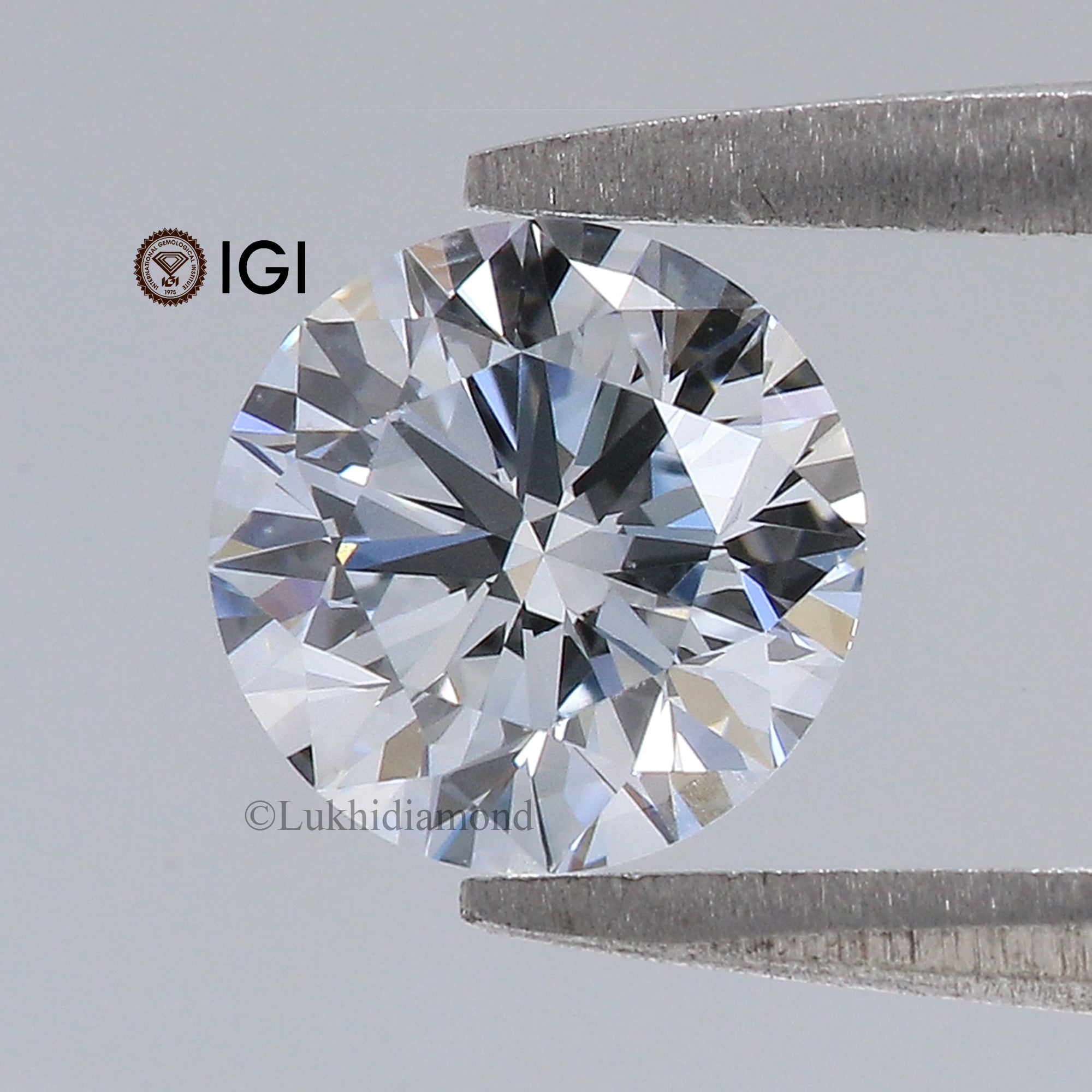 0.85 CT IGI Certified Round Brilliant Cut Fancy Light Blue Color VVS2 Clarity Diamond Lab Grown Diamond Lab Created Round CVD Diamond L3281