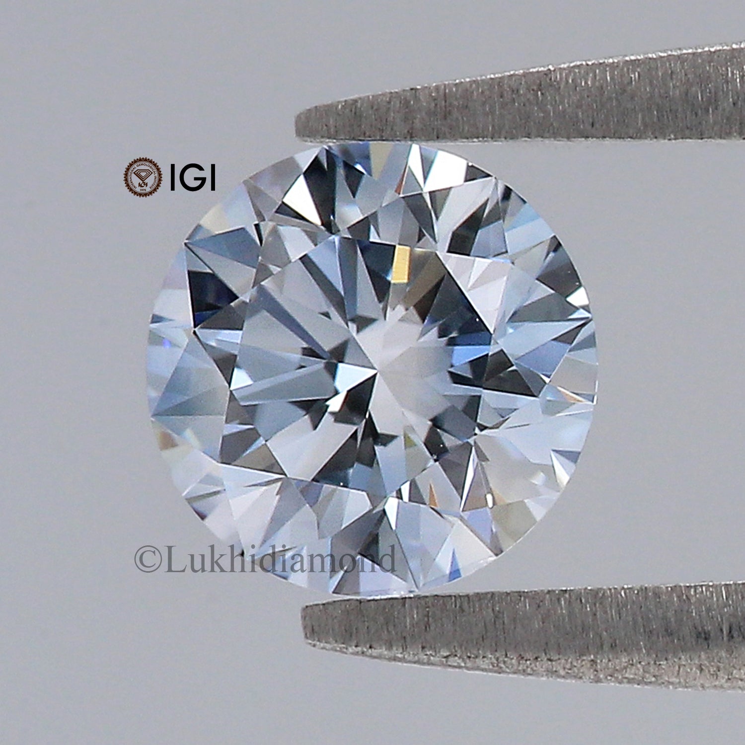 0.82 CT IGI Certified Round Brilliant Cut Fancy Blue Color VVS2 Clarity Diamond Lab Grown Diamond Lab Created Round CVD Diamond L3282