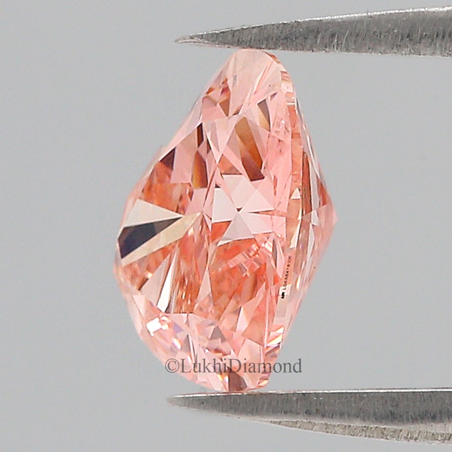 2.01 CT IGI Certified Heart Brilliant Cut Fancy Vivid Pink Color SI1 Clarity Diamond Lab Grown Diamond Lab Created Heart CVD Diamond L3204