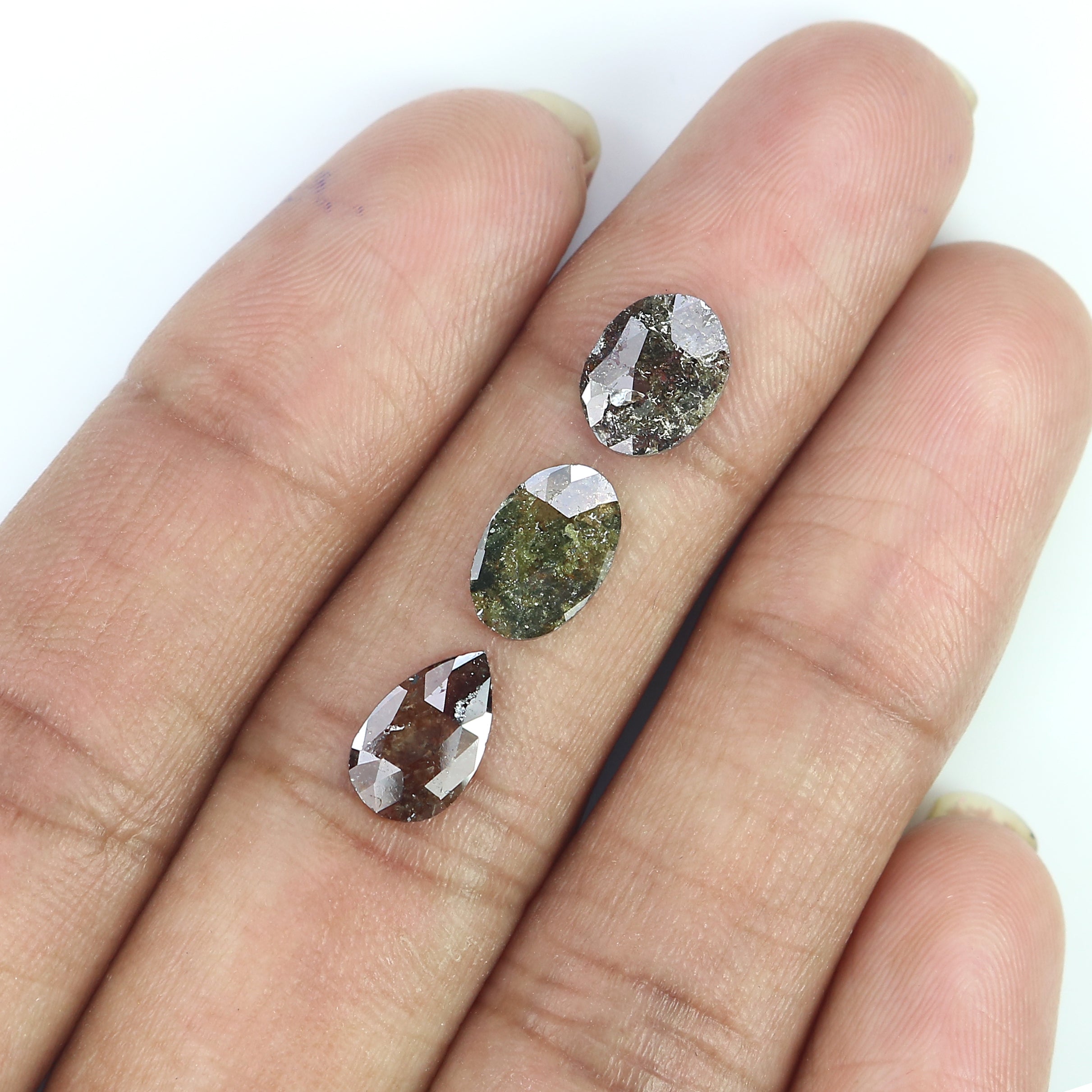 2.12 CT Natural Loose Mix Shape Diamond Mix Color Mix Shape Diamond 9.30 MM Natural Loose Mix Color Mix Shape Rose Cut Diamond LQ3176