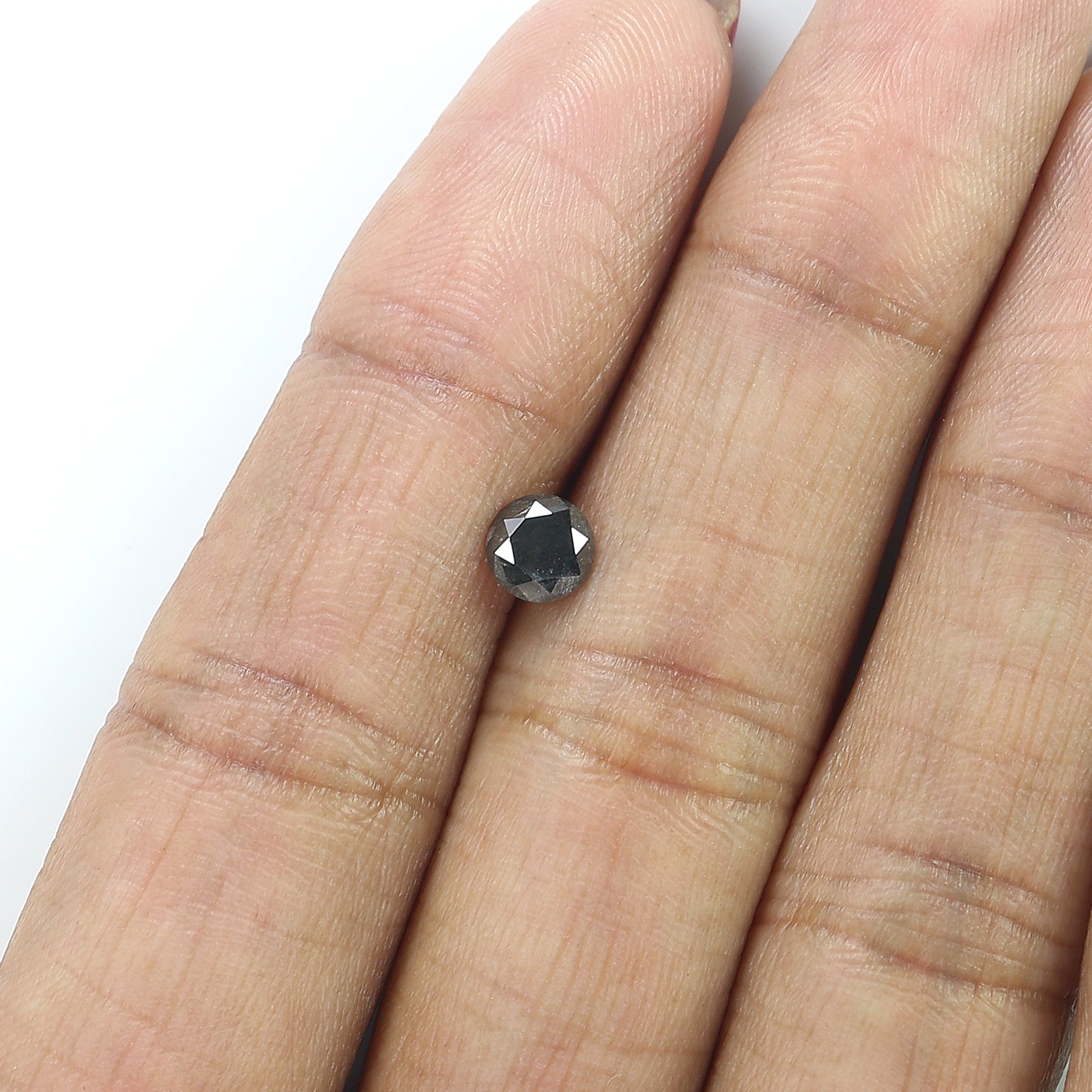 0.62 Ct Natural Loose Round Shape Diamond Black Color Round Cut Diamond 5.10 MM Natural Loose Grey Color Round Brilliant Cut Diamond QK1831