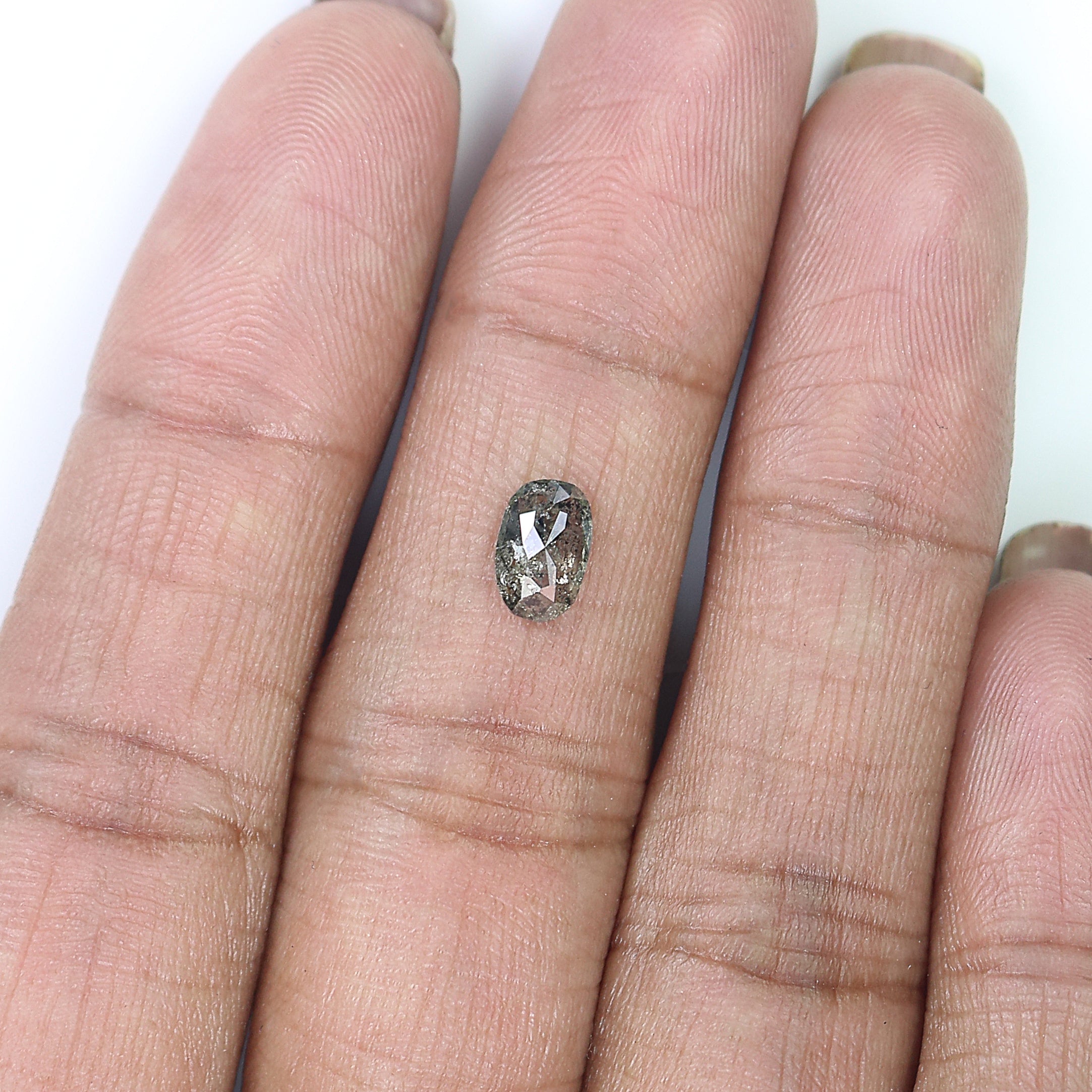 Natural Loose Oval Salt And Pepper Diamond Black Grey Color 0.67 CT 6.95 MM Oval Shape Rose Cut Diamond KR2272