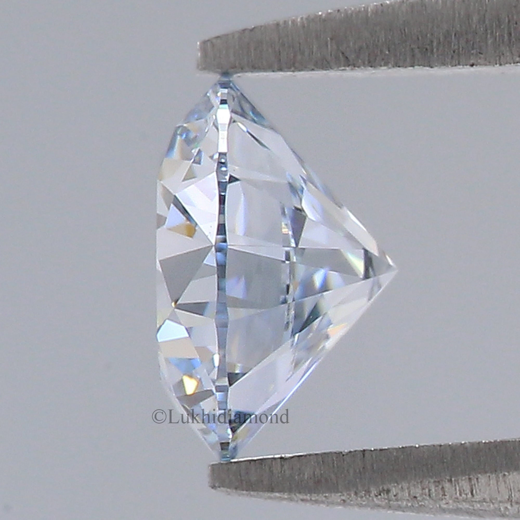 0.85 CT IGI Certified Round Brilliant Cut Fancy Light Blue Color VVS2 Clarity Diamond Lab Grown Diamond Lab Created Round CVD Diamond L3281