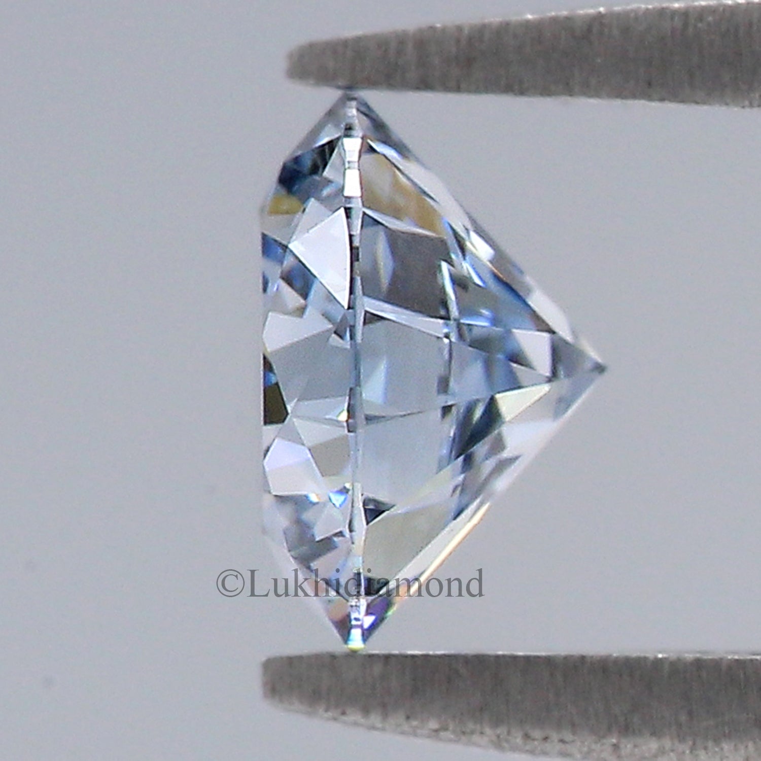 0.82 CT IGI Certified Round Brilliant Cut Fancy Blue Color VVS2 Clarity Diamond Lab Grown Diamond Lab Created Round CVD Diamond L3282