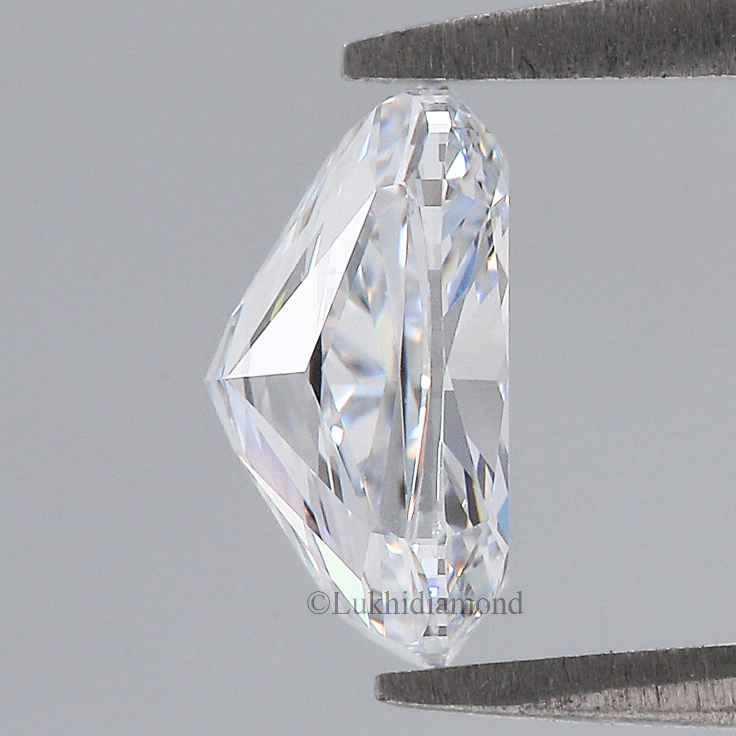 2.20 CT IGI Certified Cushion Brilliant Cut Diamond White - F Color VVS2 Clarity Lab Grown Diamond Lab Created Cushion CVD Diamond L3231