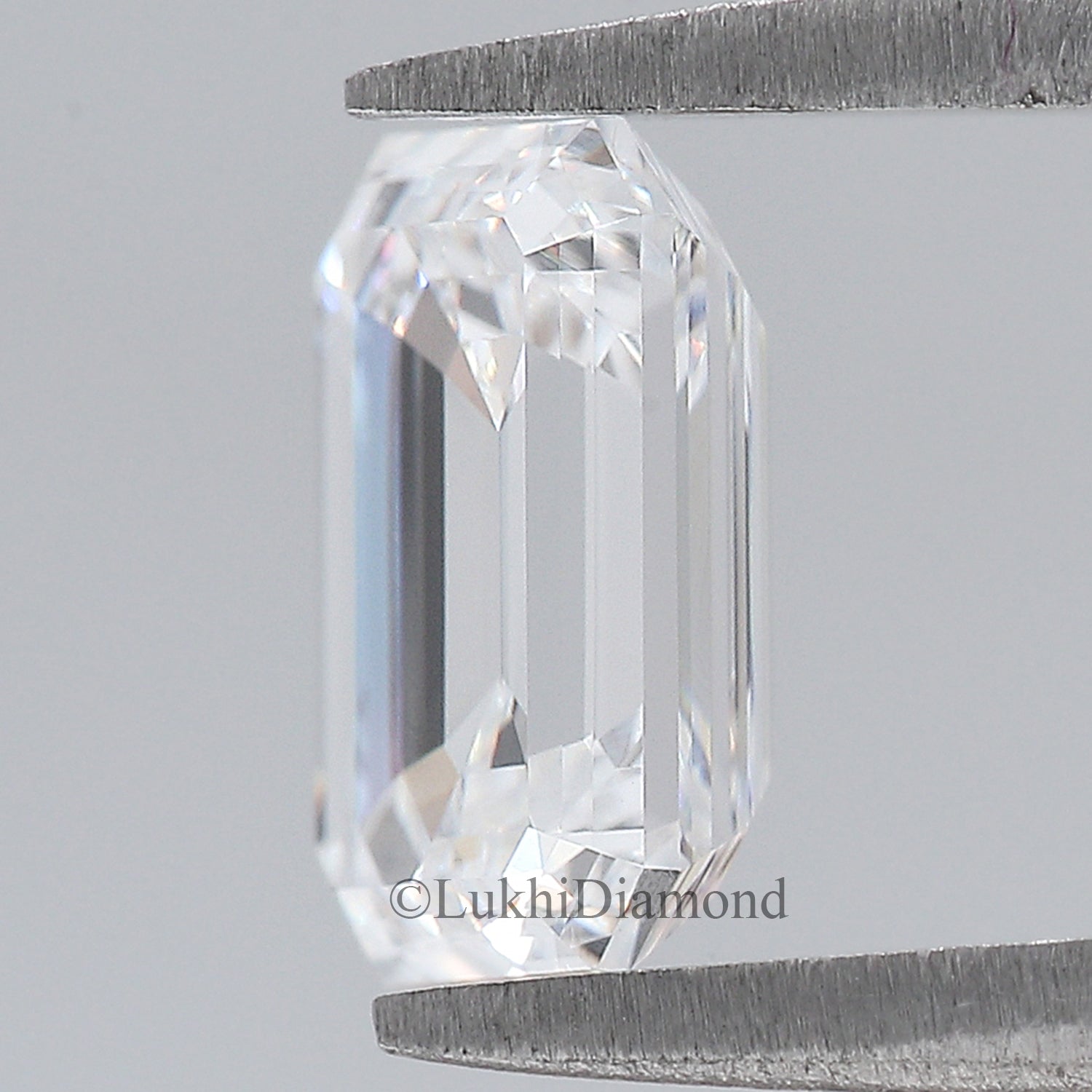 2.01 CT IGI Certified Emerald Cut Diamond White - D Color VVS2 Clarity Lab Grown Diamond Lab Created Emerald Diamond CVD Diamond L3221