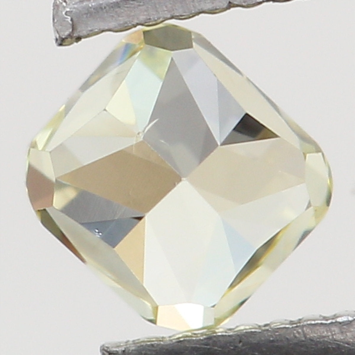 Natural Loose Diamond Cushion Yellow Color SI1 Clarity 2.90 MM 0.15 Ct L6466