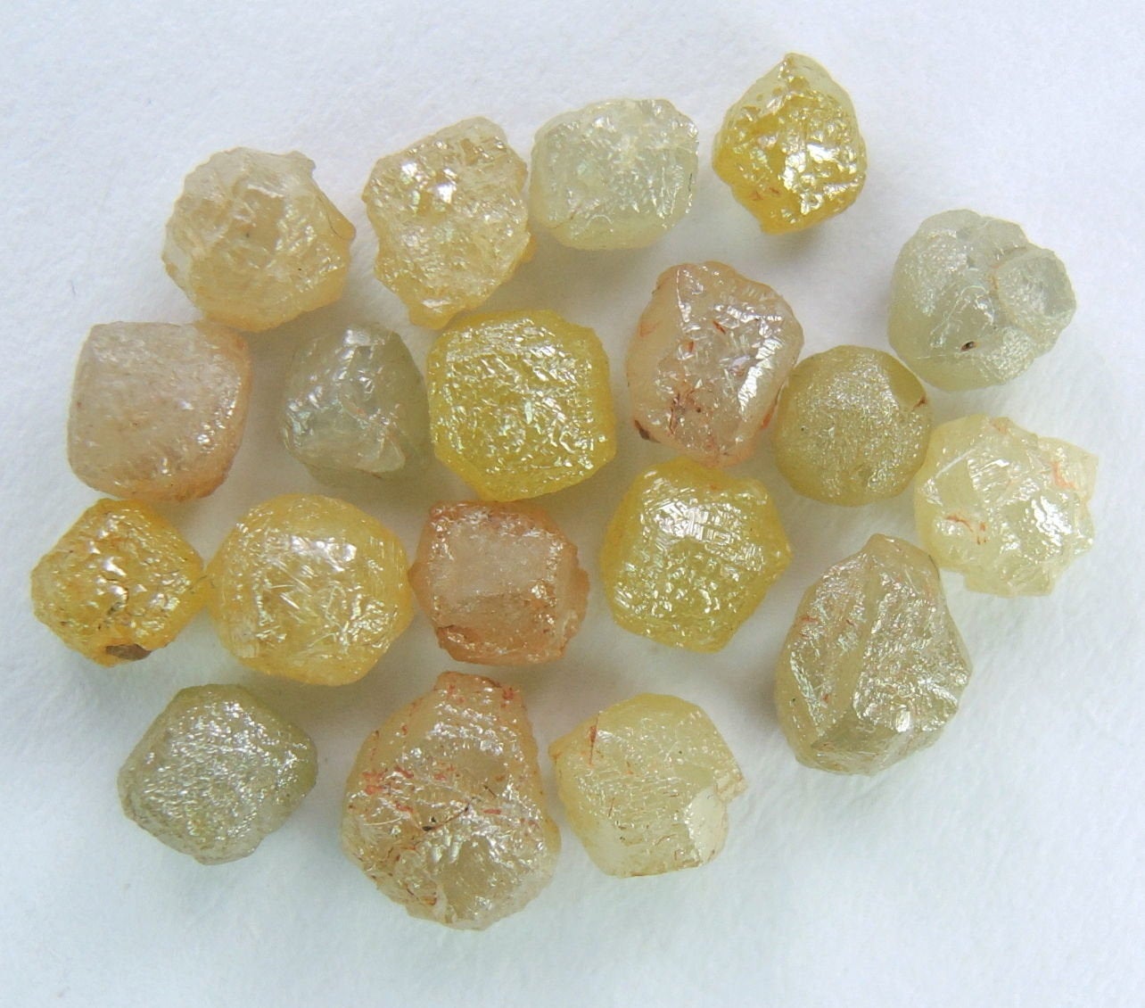 Natural Loose Diamond Rough Mix Colour I3 Clarity 2.50 to 4.00 MM 2.00 Ct Q86